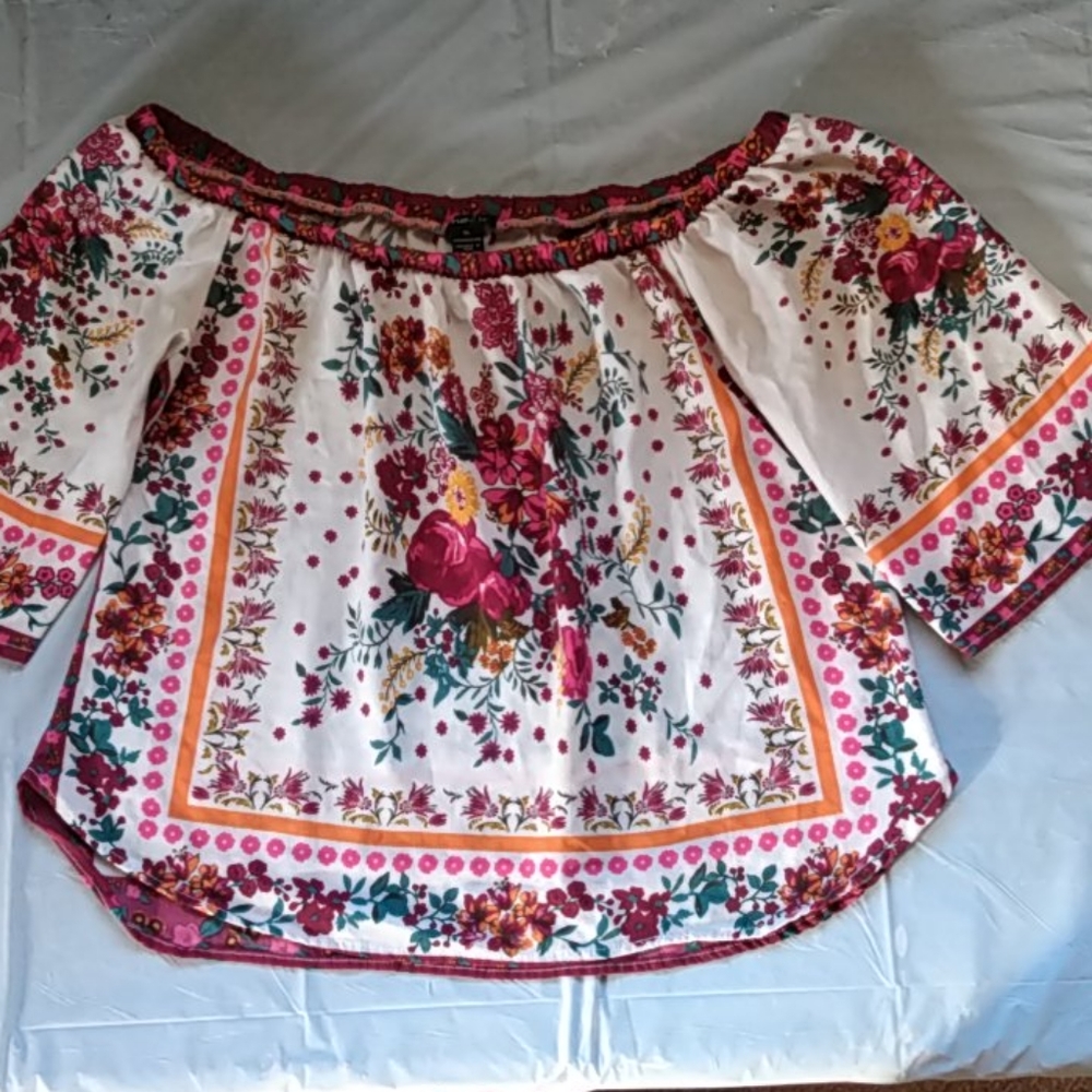 Rue 21 Flowered Blouse